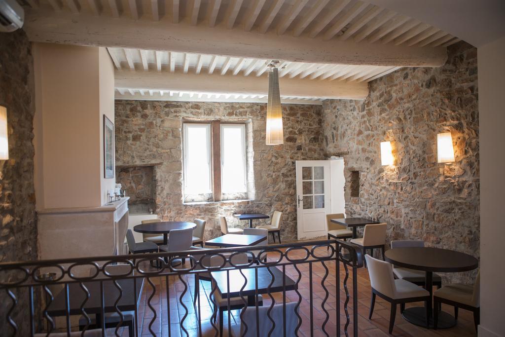 Mercure Aix-En-Provence Sainte-Victoire Chateauneuf-le-Rouge Luaran gambar