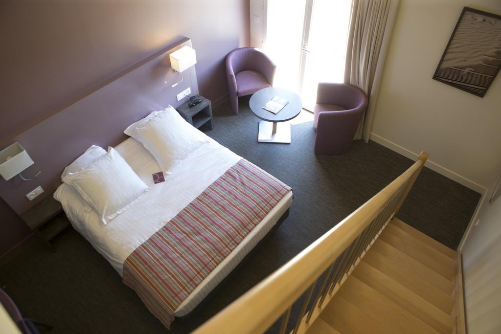 Mercure Aix-En-Provence Sainte-Victoire Chateauneuf-le-Rouge Luaran gambar